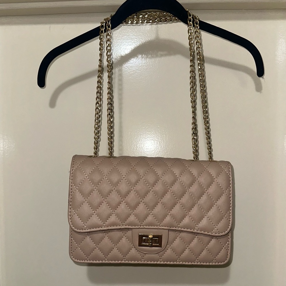 EUC | multi wear purse | cream with gold chain